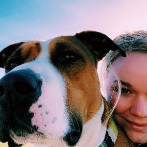 Meet your Posher, Olivia